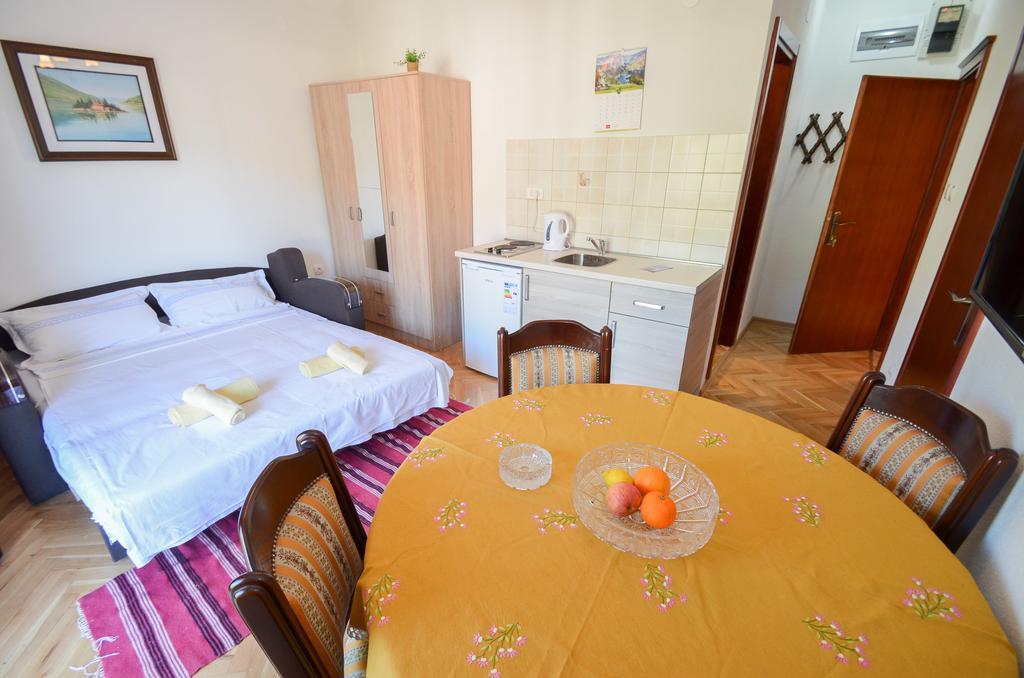 Apartments Ceklin Κότορ Εξωτερικό φωτογραφία